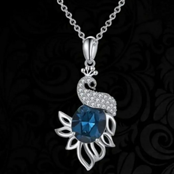 NEW Swarovski Crystals Blue and Silver Peacock Pendant Necklace - Picture 4 of 5